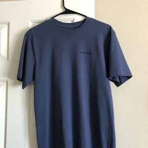 MEDIUM Patagonia T-Shirt short sleeve
